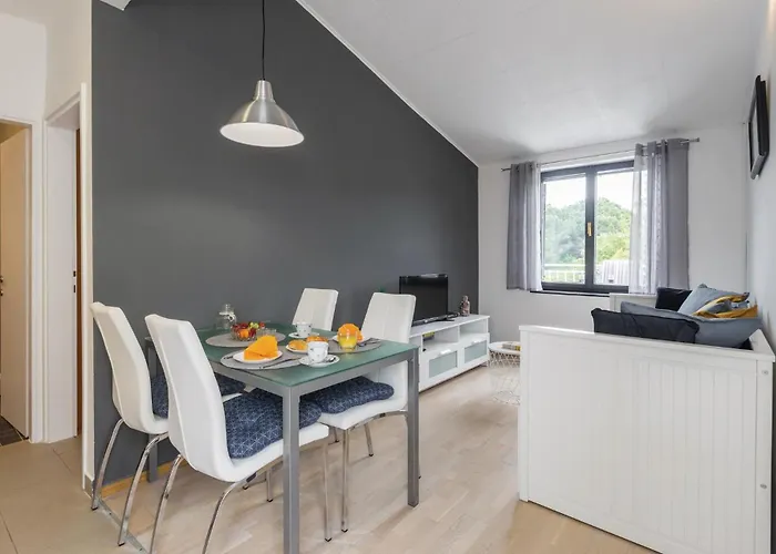 One-bedroom In Apartment Poreč