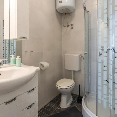 One-bedroom In Appartement *